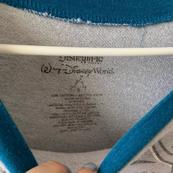 Disney Princess Sweatshirt - Picture 4 of 4